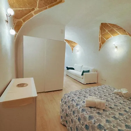 Alcova House